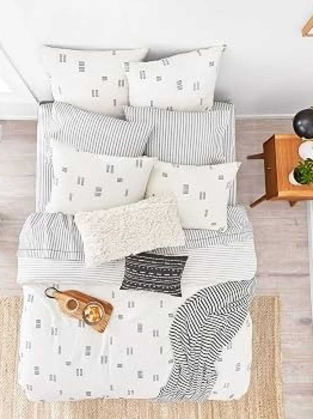NWT Splendid Euro Sham in Ivory Gray Crosshatch | Set of 2